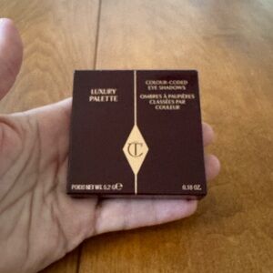 Charlotte Tilbury eye shadow pallet NWT golden goddess